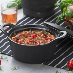 FERO Cazuela Para Horno Con Tapa 80 CL Negro