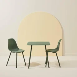 MIKA Mesa Para Niños Con 2 Sillas Verde