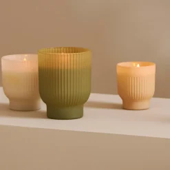 MONA Vela Perfumada Crema