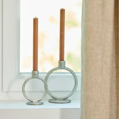 RINGS Candelabro Plateado